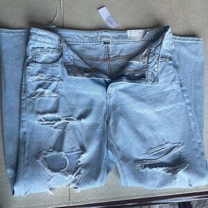 American Eagle Outfitters Light Wash Distressed Denim Jeans